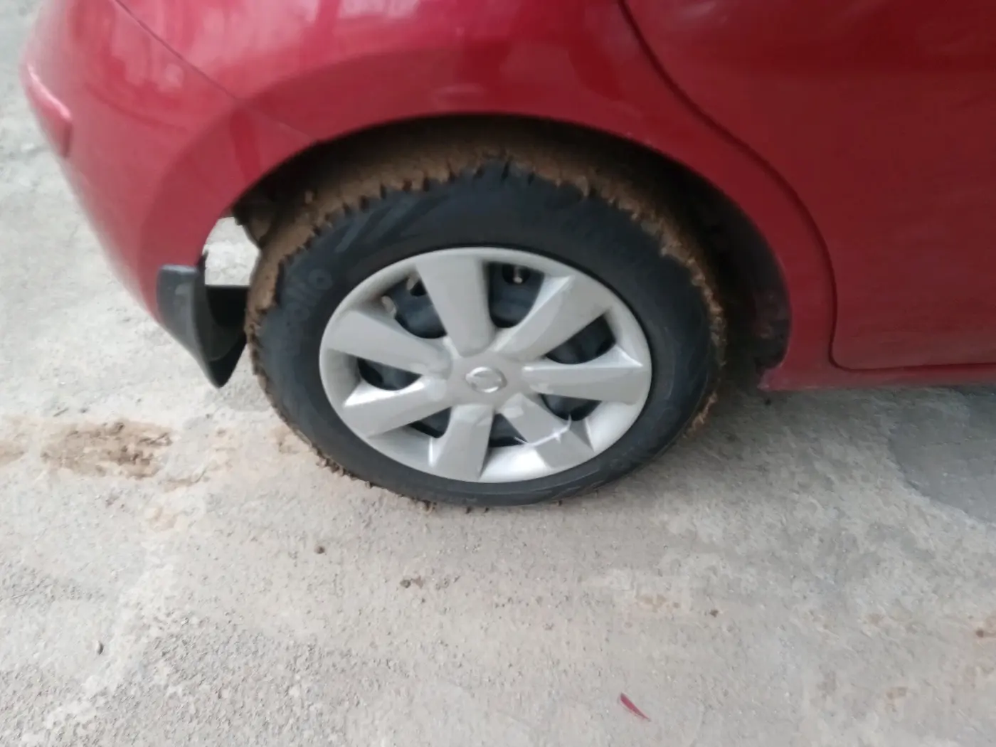 2011 Nissan Micra XE PETROL, Petrol, Manual, 1,11,363 km, tyre
