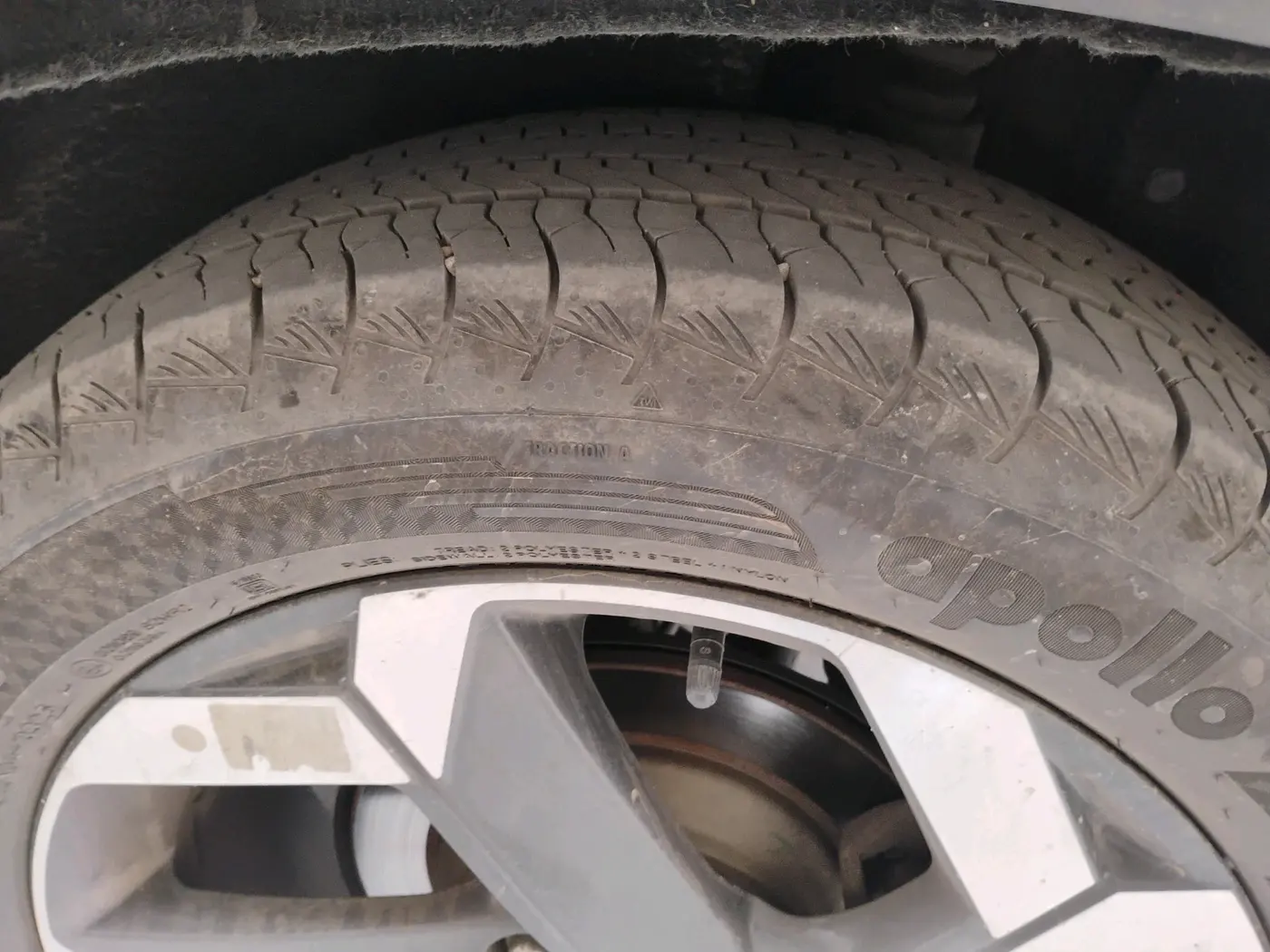 2022 Hyundai ALCAZAR 1.5 SIGNATURE (O) AT 7STR, Diesel, Automatic, 1,09,891 km, tyre