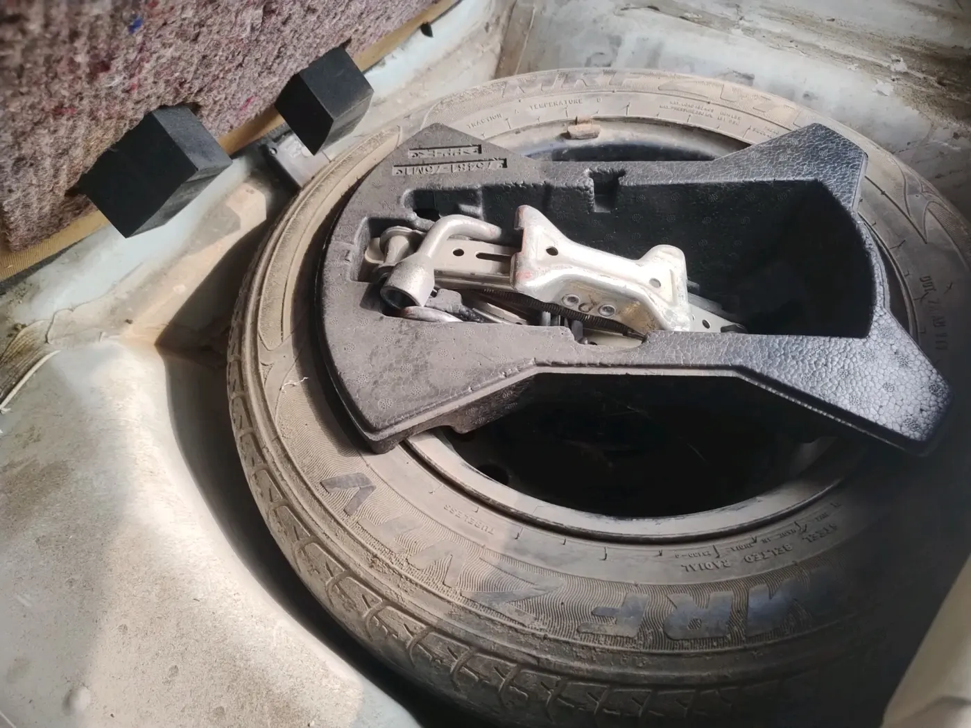 2018 Maruti Celerio VXI, Petrol, Manual, 60,088 km, tyre