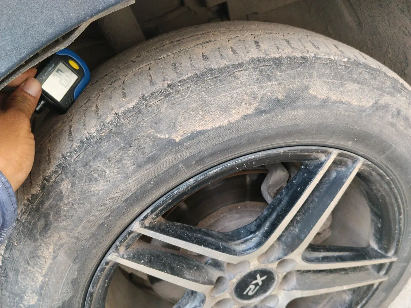 2019 Tata NEXON XM PETROL, CNG, Manual, 62,589 km, tyre