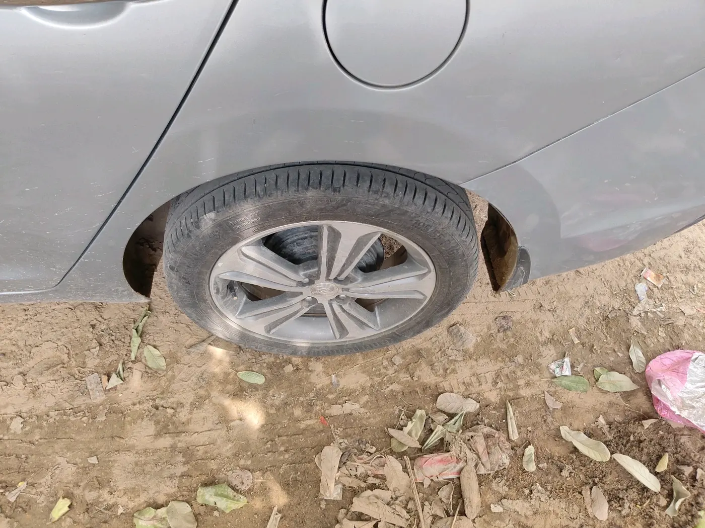 2019 Hyundai Verna 1.6 VTVT SX (O) AT, Petrol, Automatic, 61,701 km, tyre