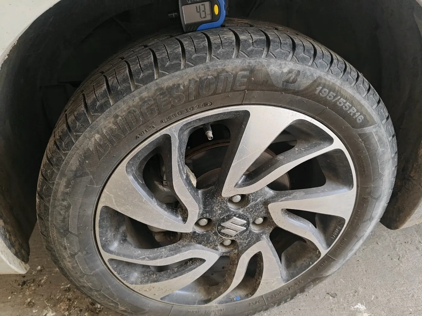 2024 Maruti Baleno DELTA PETROL 1.2, Petrol, Manual, 39,924 km, tyre