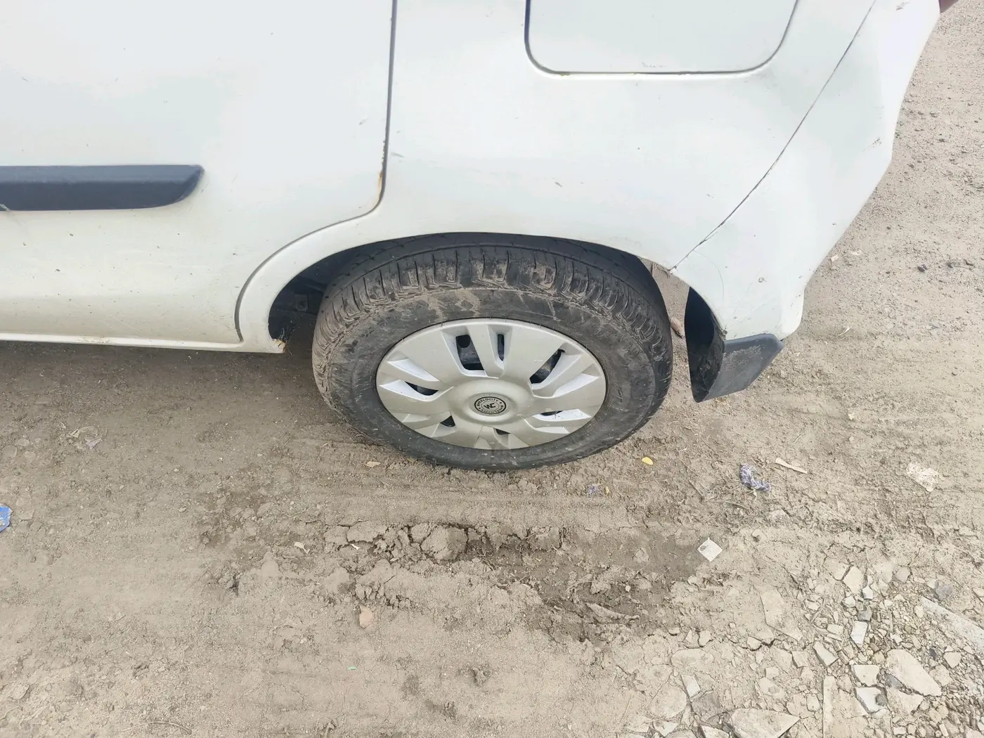 2015 Maruti Alto 800 LXI, CNG, Manual, 64,725 km, tyre