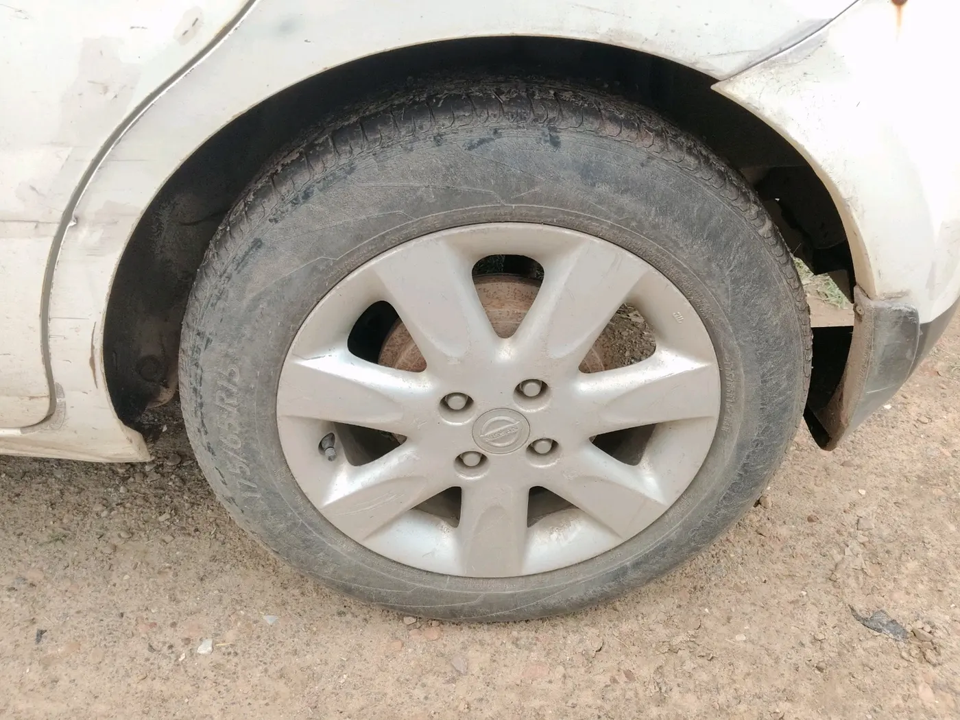 2011 Nissan Micra XV PREMIUM DIESEL, Diesel, Manual, 93,651 km, tyre