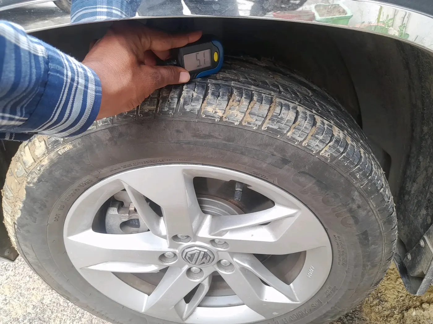 2022 MG HECTOR SHINE 1.5 PETROL TURBO MT, Petrol, Manual, 17,036 km, tyre