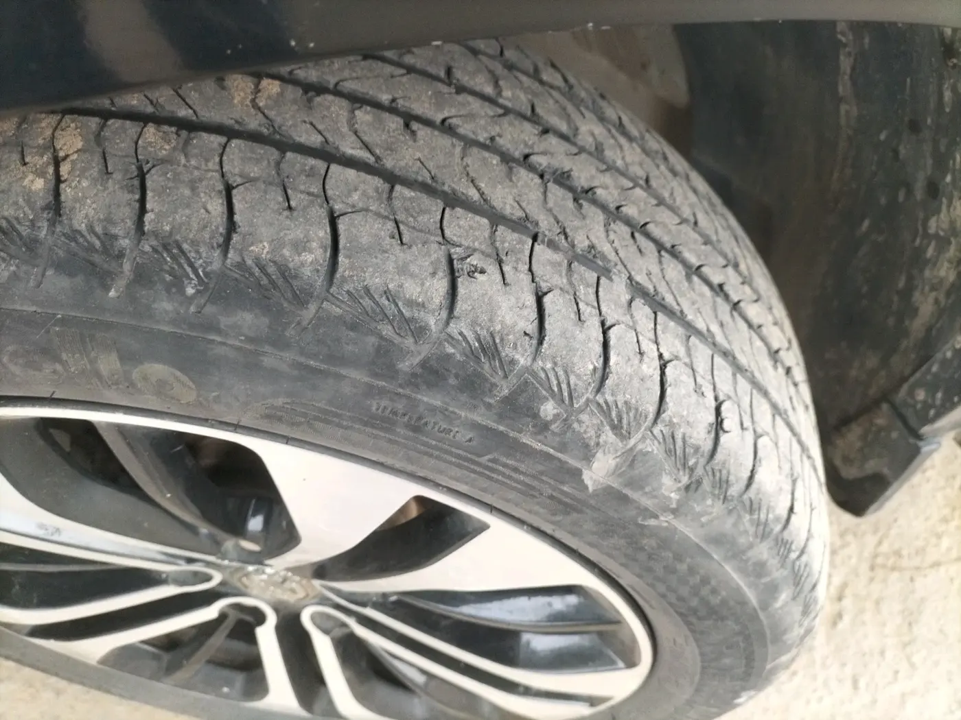 2019 MG HECTOR SUPER 2.0 DIESEL, Diesel, Manual, 86,423 km, tyre