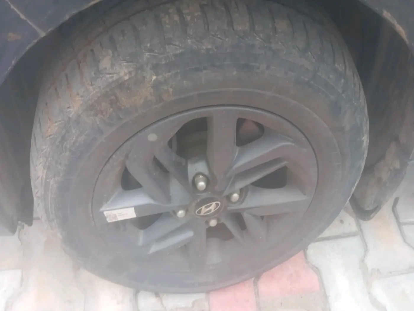 2022 Hyundai GRAND I10 NIOS SPORTZ 1.2 KAPPA VTVT CNG, CNG, Manual, 44,242 km, tyre