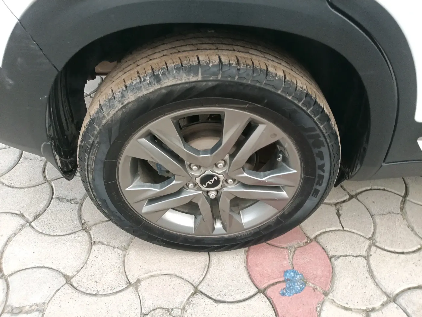 2022 KIA SELTOS HTX PETROL 1.5, Petrol, Manual, 61,983 km, tyre
