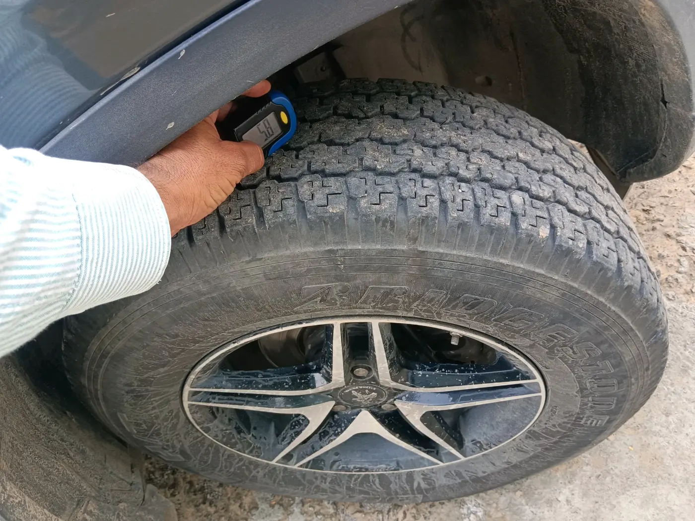 2021 Tata Harrier XM 2.0L KRYOTEC, Diesel, Manual, 1,88,588 km, tyre