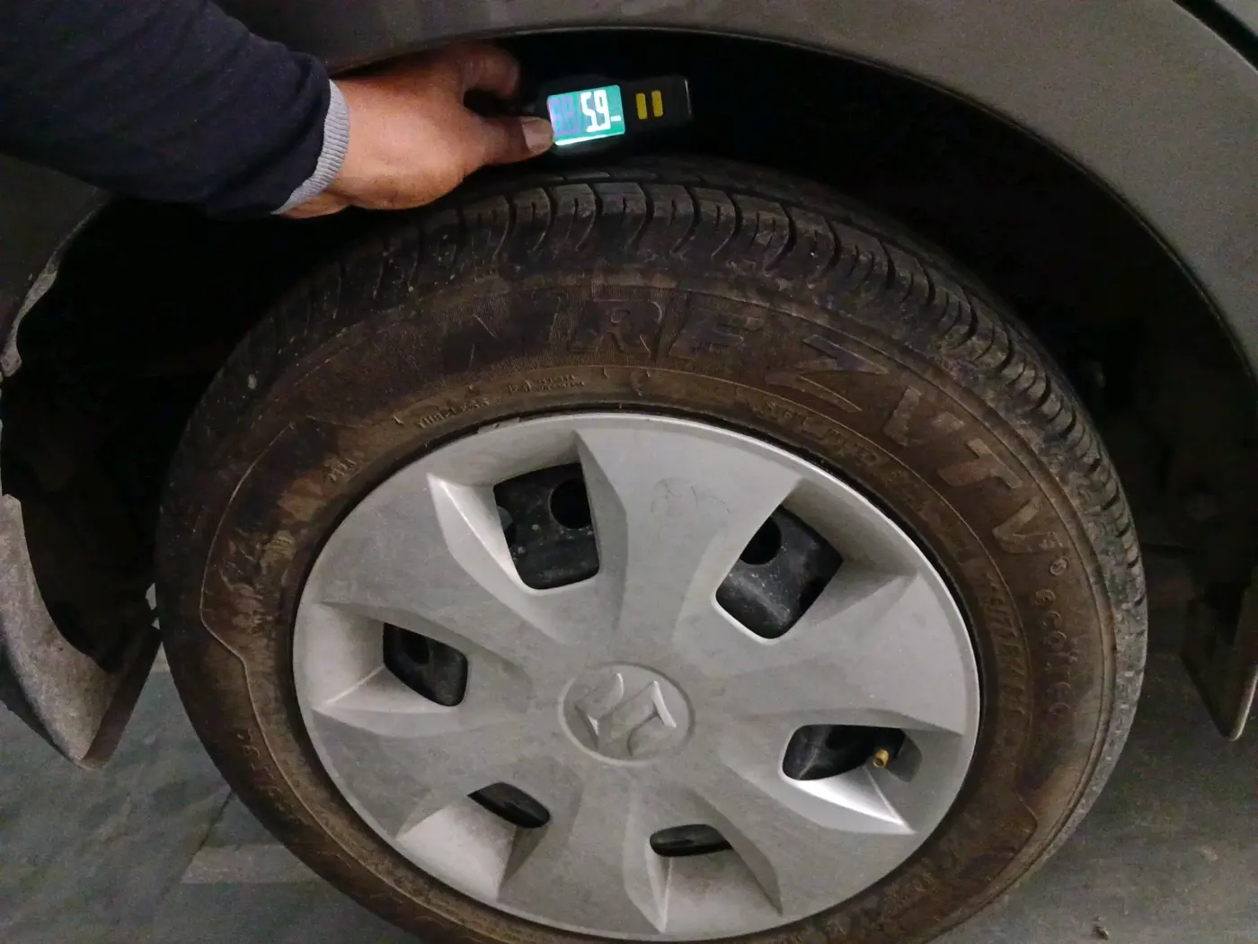 2023 Maruti New Wagon-R VXI CNG 1.0, CNG, Manual, 8,338 km, tyre