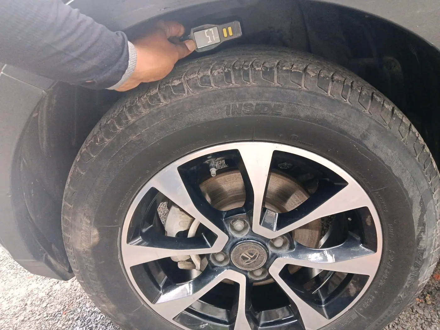 2020 Tata NEXON XZA PLUS SUNROOF PETROL, Petrol, Automatic, 54,421 km, tyre