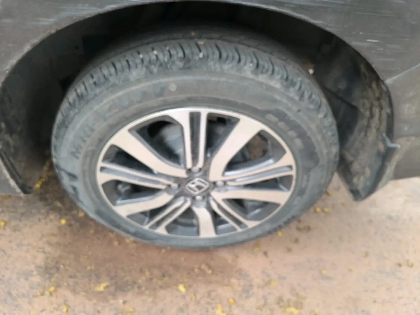 2019 Honda City 1.5L I-VTEC V MT, Petrol, Manual, 95,000 km, tyre