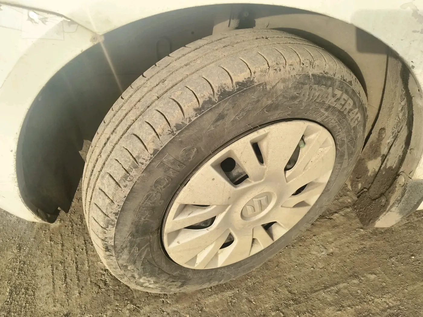2011 Maruti Swift VDI, Diesel, Manual, 1,76,125 km, tyre