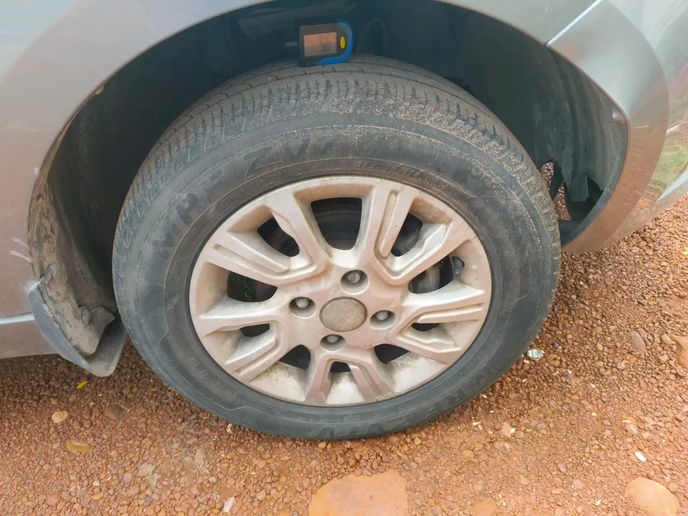 2018 Tata Tiago XZ PETROL, Petrol, Manual, 22,766 km, tyre