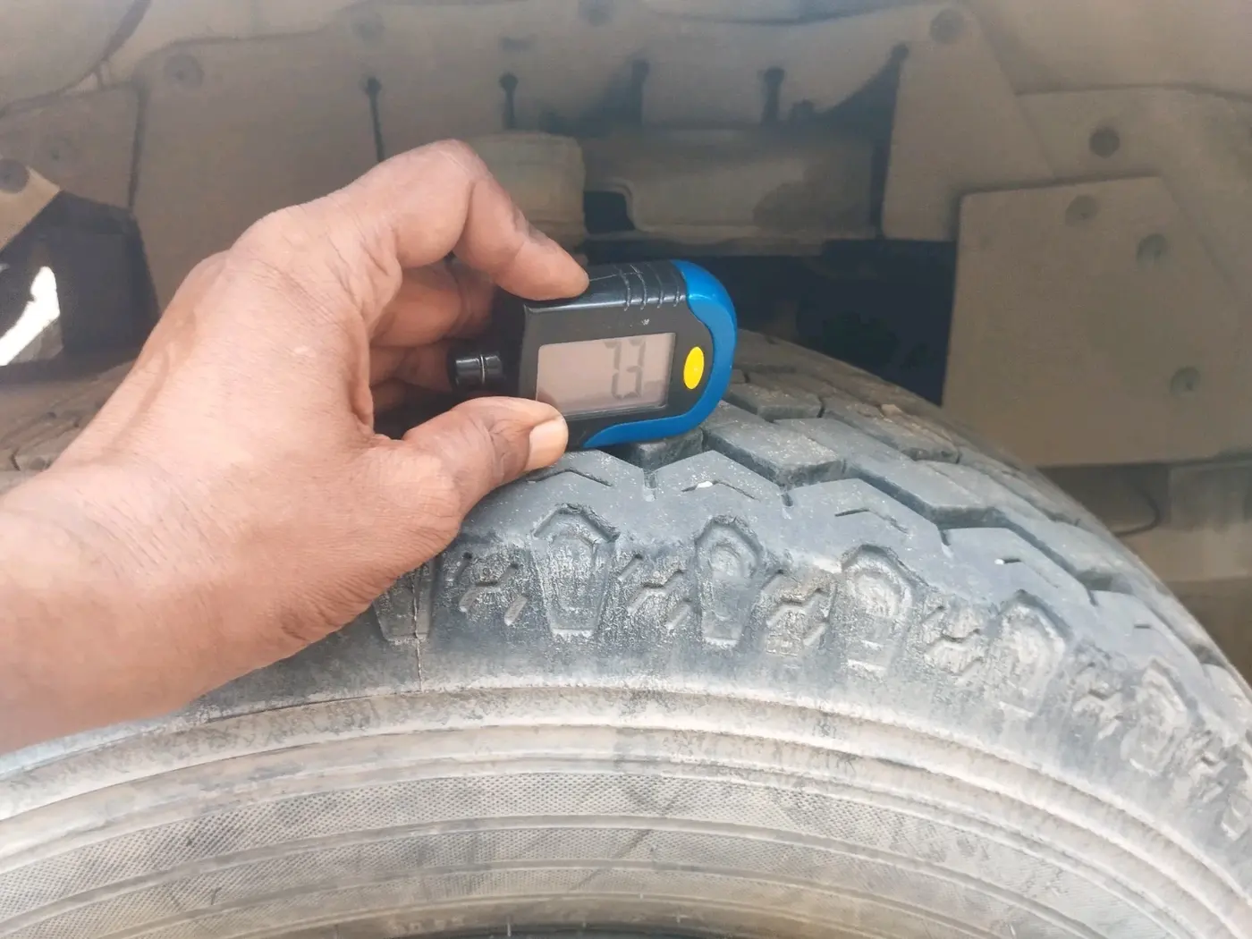 2017 Mahindra Bolero POWER PLUS ZLX, Diesel, Manual, 49,873 km, tyre