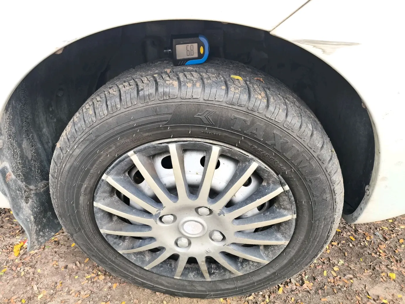 2014 Tata Indica Vista VX TECH QUADRAJET, Diesel, Manual, 71,816 km, tyre