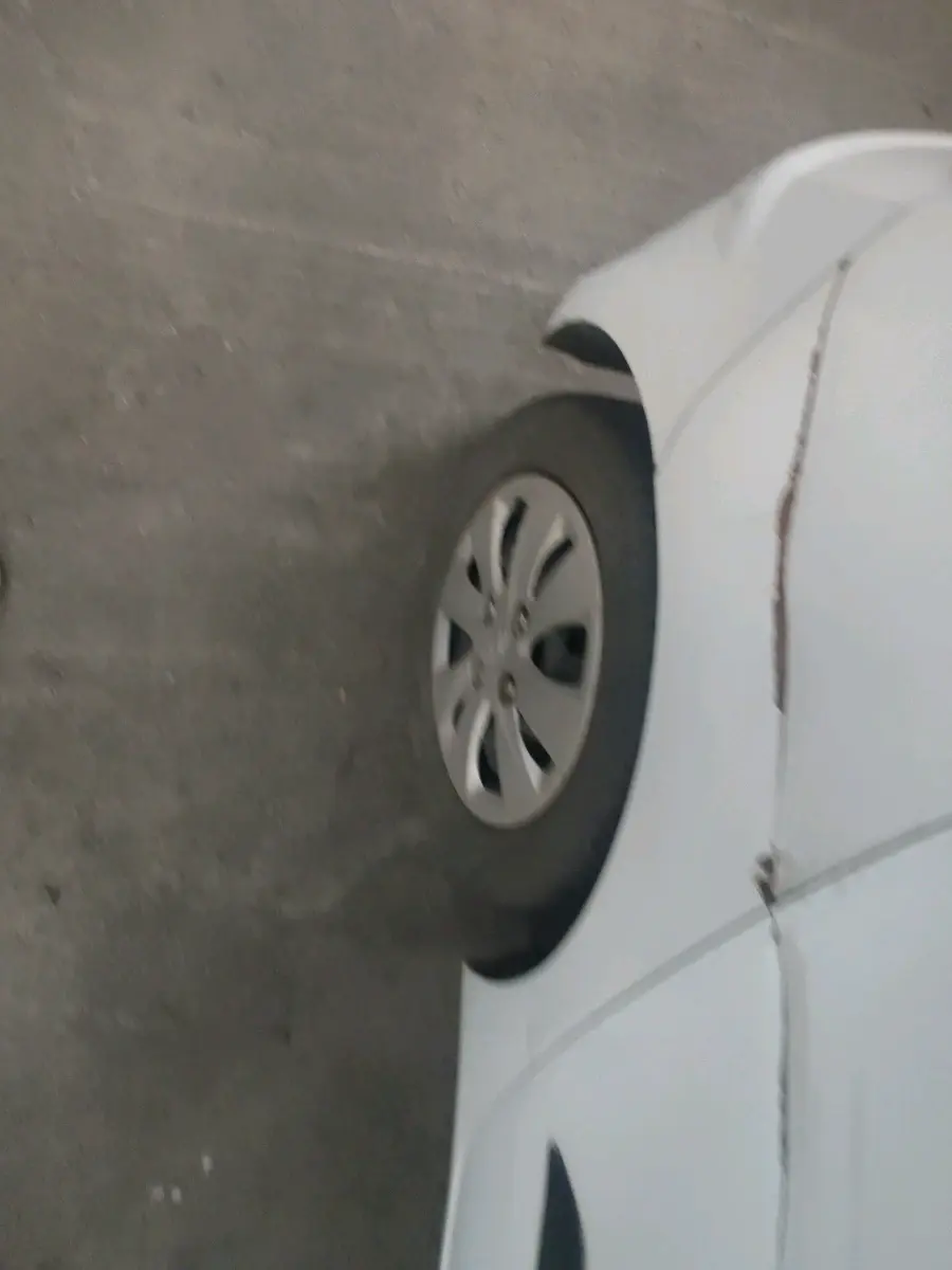 2012 Hyundai i10 ERA 1.1, Petrol, Manual, 77,054 km, tyre