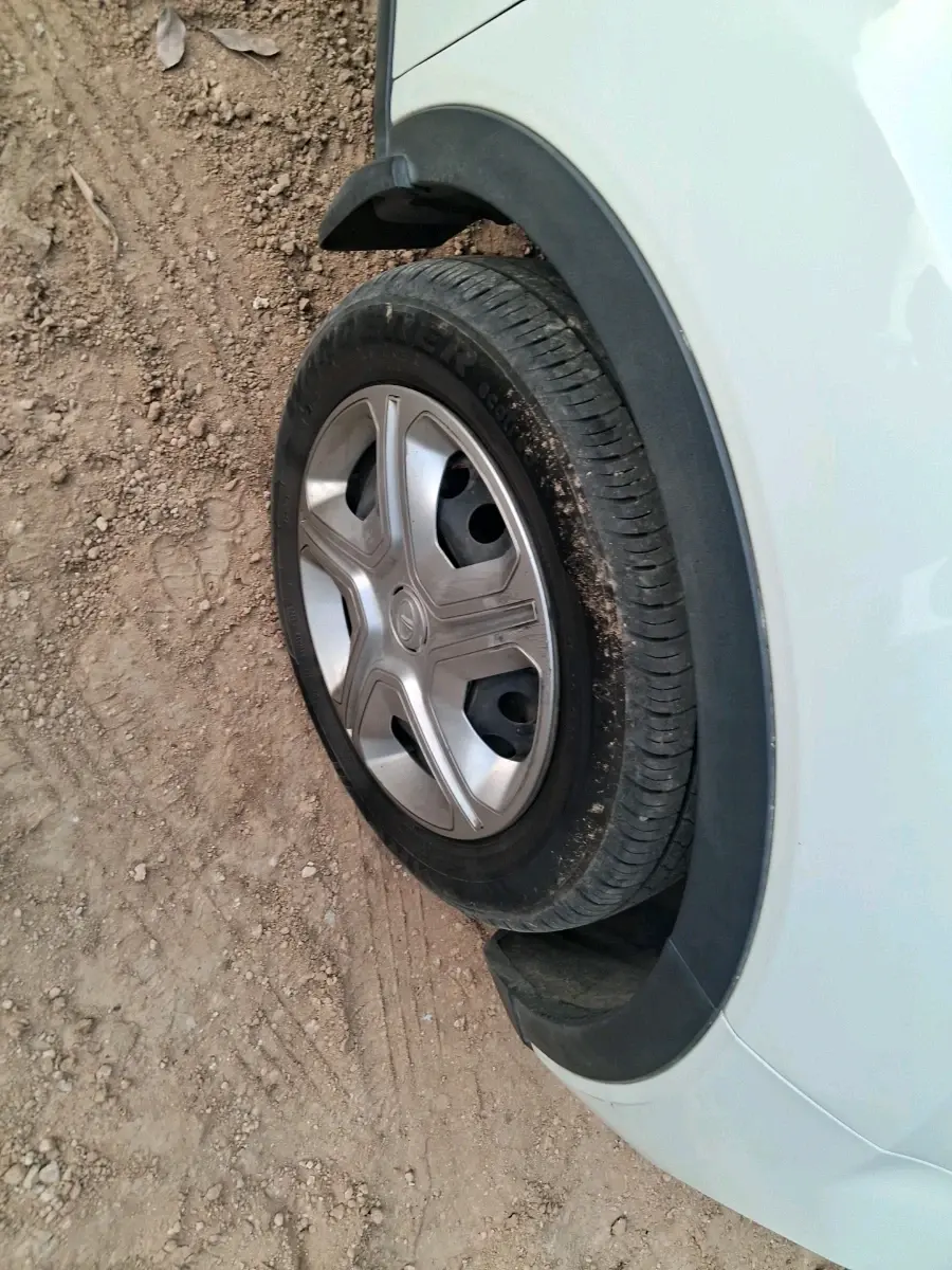 2023 Tata NEXON XM SUNROOF DIESEL, Diesel, Manual, 83,752 km, tyre