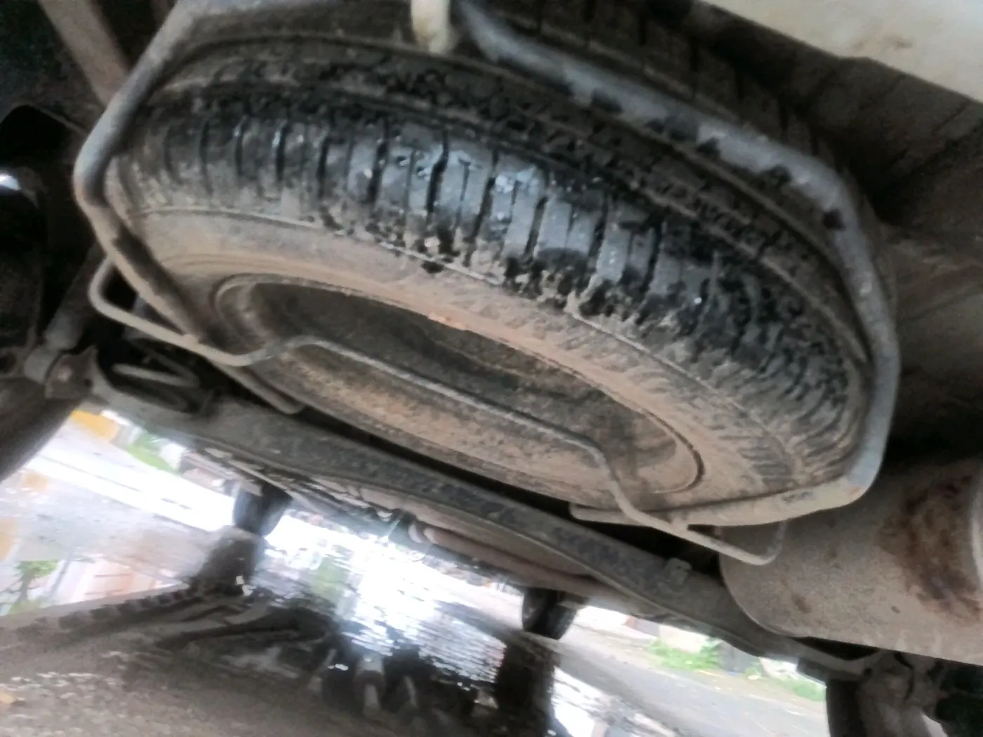 2020 Maruti XL6 ZETA MT, Petrol, Manual, 90,625 km, tyre