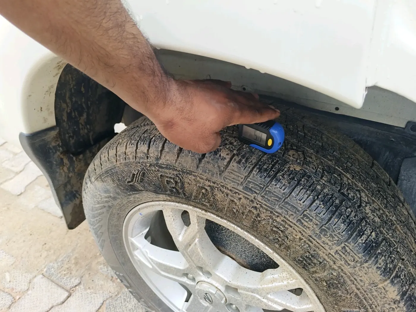 2017 Mahindra Scorpio S10, Diesel, Manual, 85,227 km, tyre