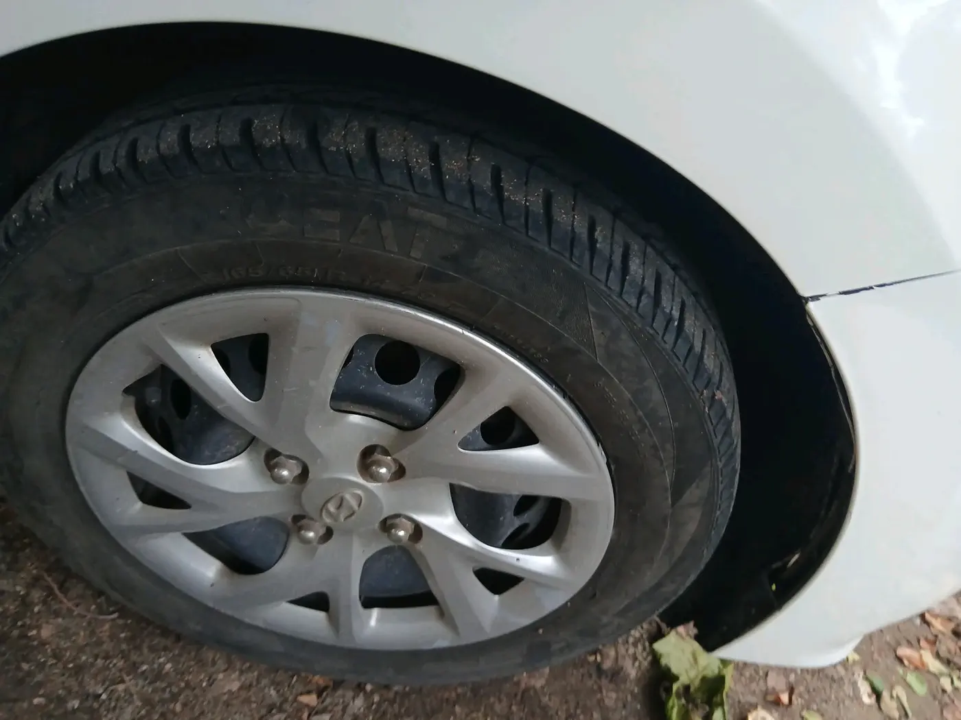 2017 Hyundai Grand i10 MAGNA AT 1.2 KAPPA VTVT, Petrol, Automatic, 60,759 km, tyre