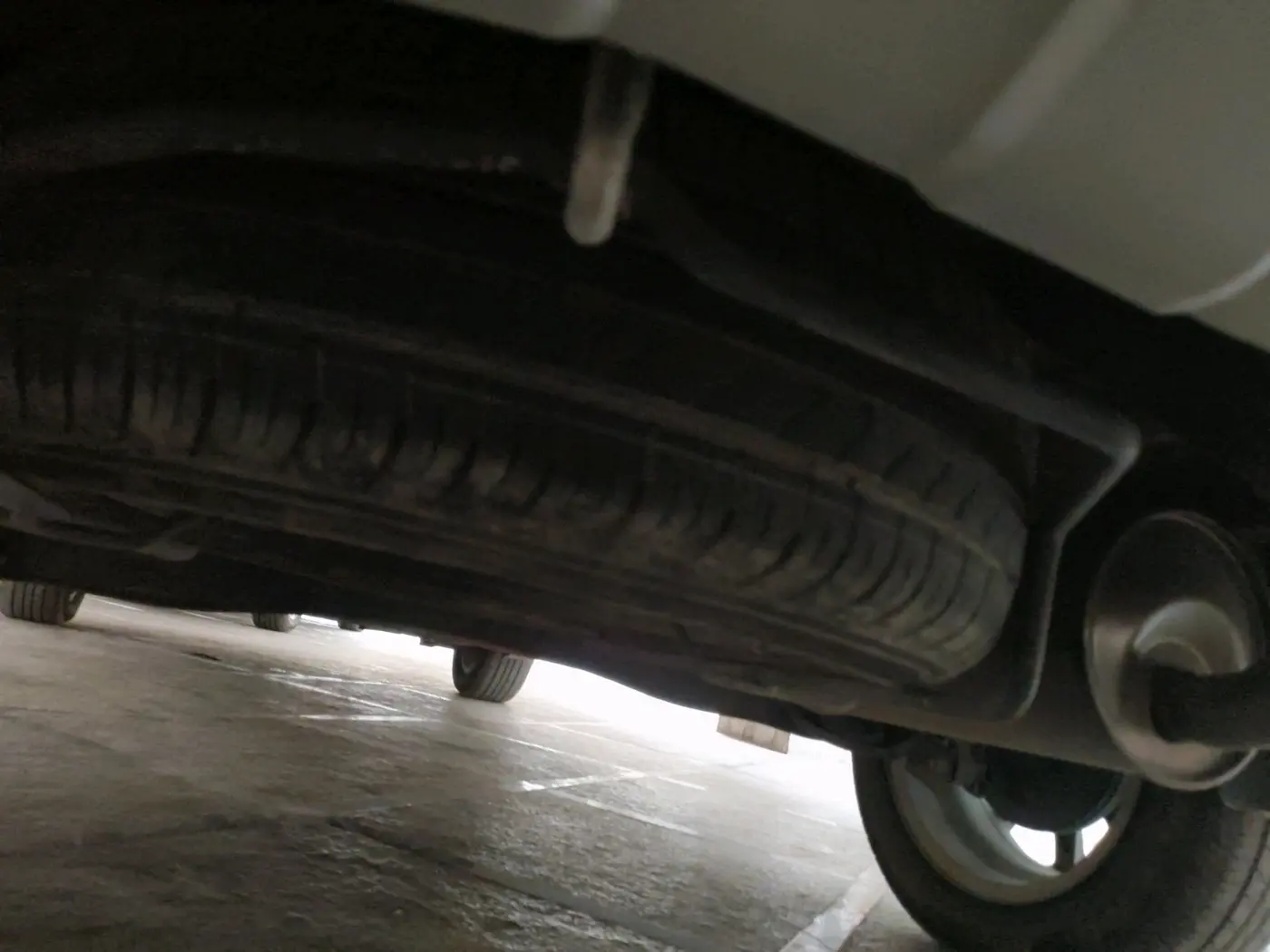 2022 Maruti XL6 ZETA AT, Petrol, Automatic, 58,117 km, tyre