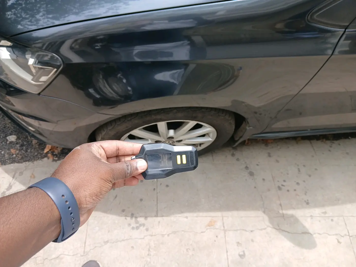2017 Volkswagen Vento 1.2 TSI HIGHLINE PLUS AT, Petrol, Automatic, 61,365 km, tyre