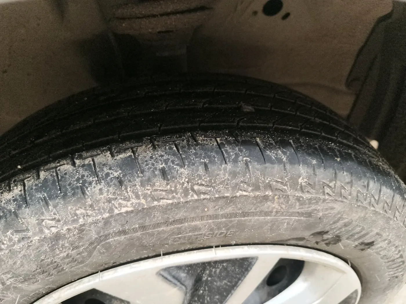 2014 Maruti Wagon R 1.0 VXI, Petrol, Manual, 25,043 km, tyre