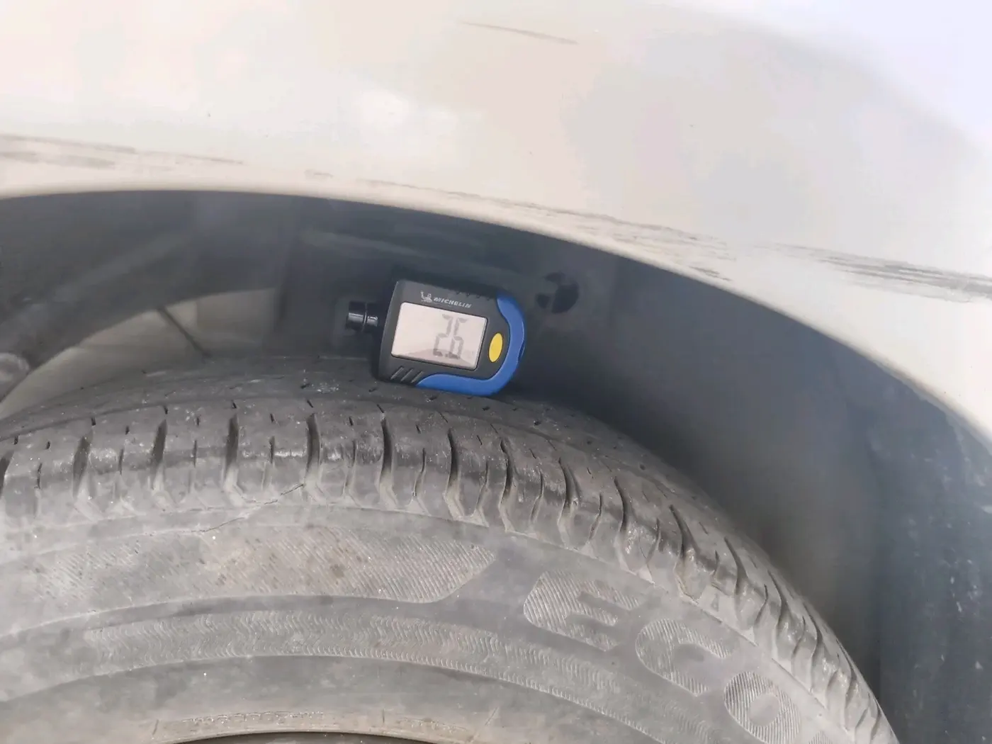 2018 Maruti Dzire ZXI PLUS AMT, Petrol, Automatic, 61,170 km, tyre