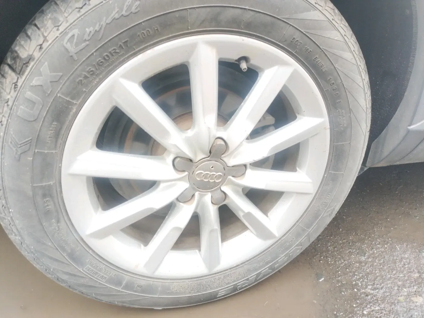 2013 Audi Q3 2.0 TDI QUATTRO, Diesel, Automatic, 65,965 km, tyre