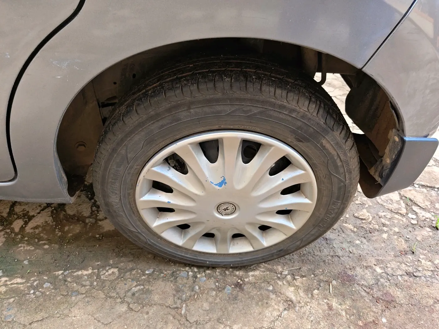 2014 Maruti Celerio VXI CNG, CNG, Manual, 95,373 km, tyre