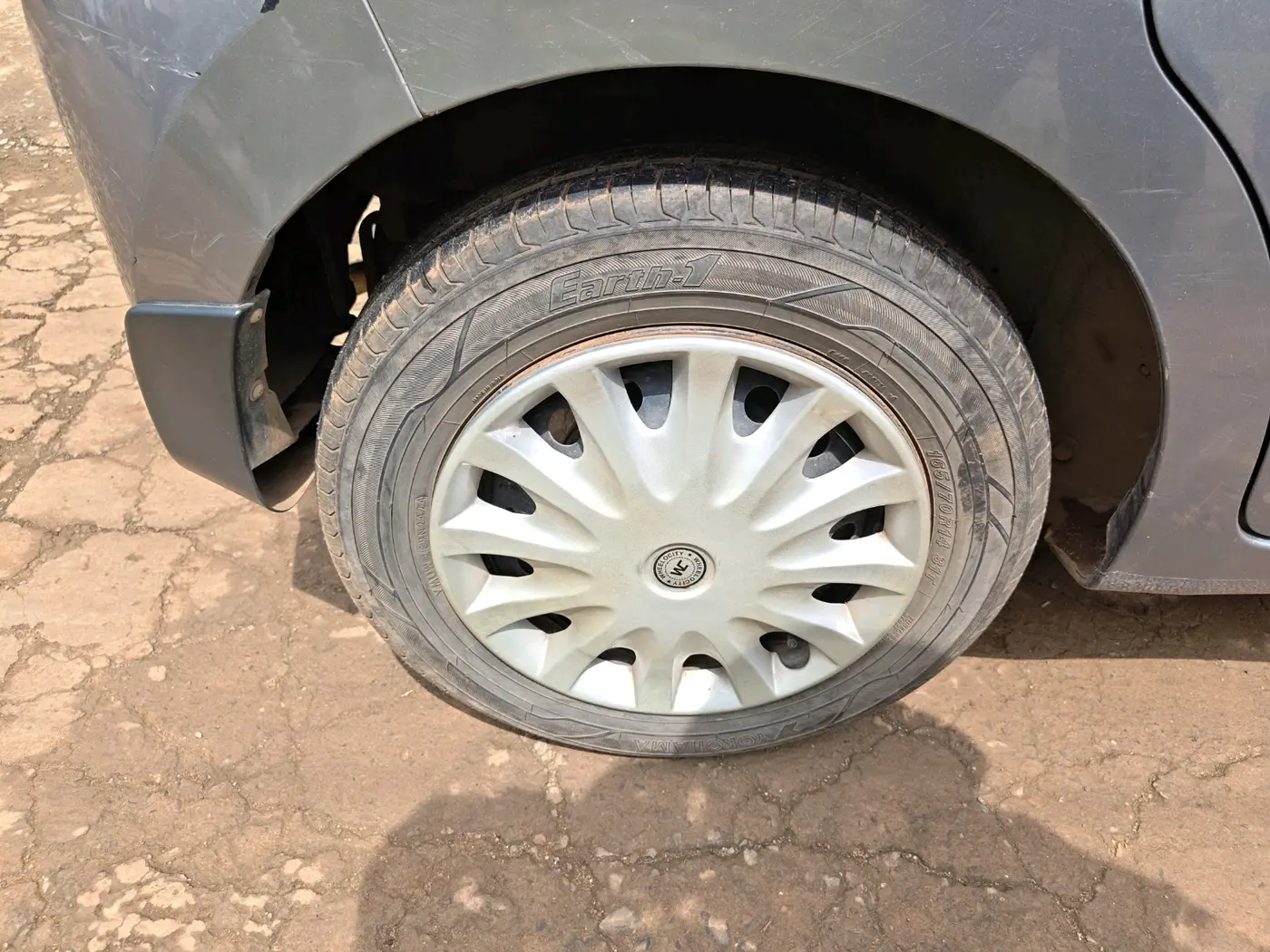 2014 Maruti Celerio VXI CNG, CNG, Manual, 95,373 km, tyre