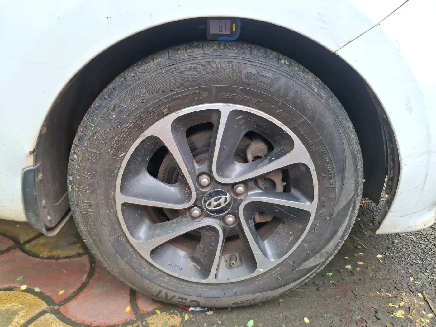 2019 Hyundai Grand i10 ASTA 1.2 KAPPA VTVT, Petrol, Manual, 98,610 km, tyre