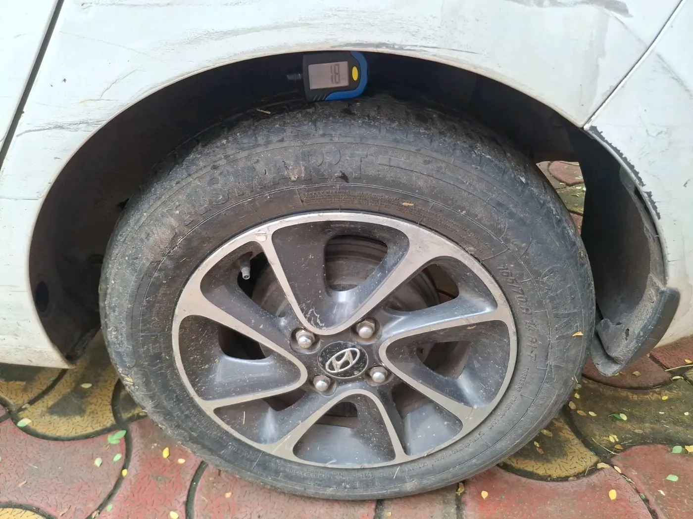 2019 Hyundai Grand i10 ASTA 1.2 KAPPA VTVT, Petrol, Manual, 98,610 km, tyre
