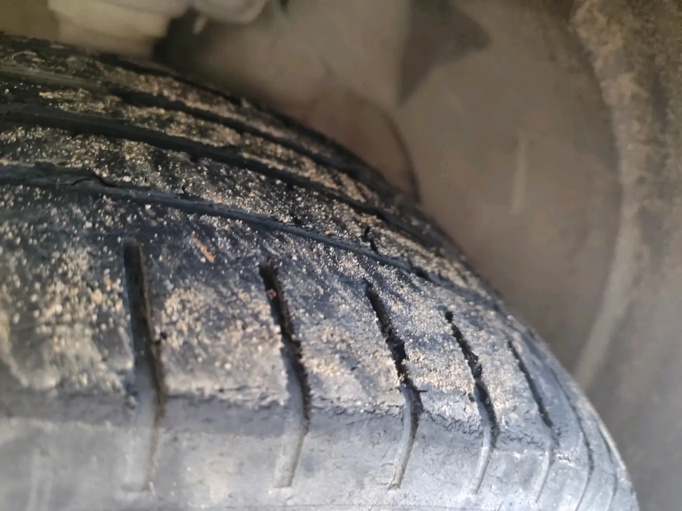 2018 Mahindra XUV300 W8 (O) 1.5 DIESEL, Diesel, Manual, 1,07,036 km, tyre