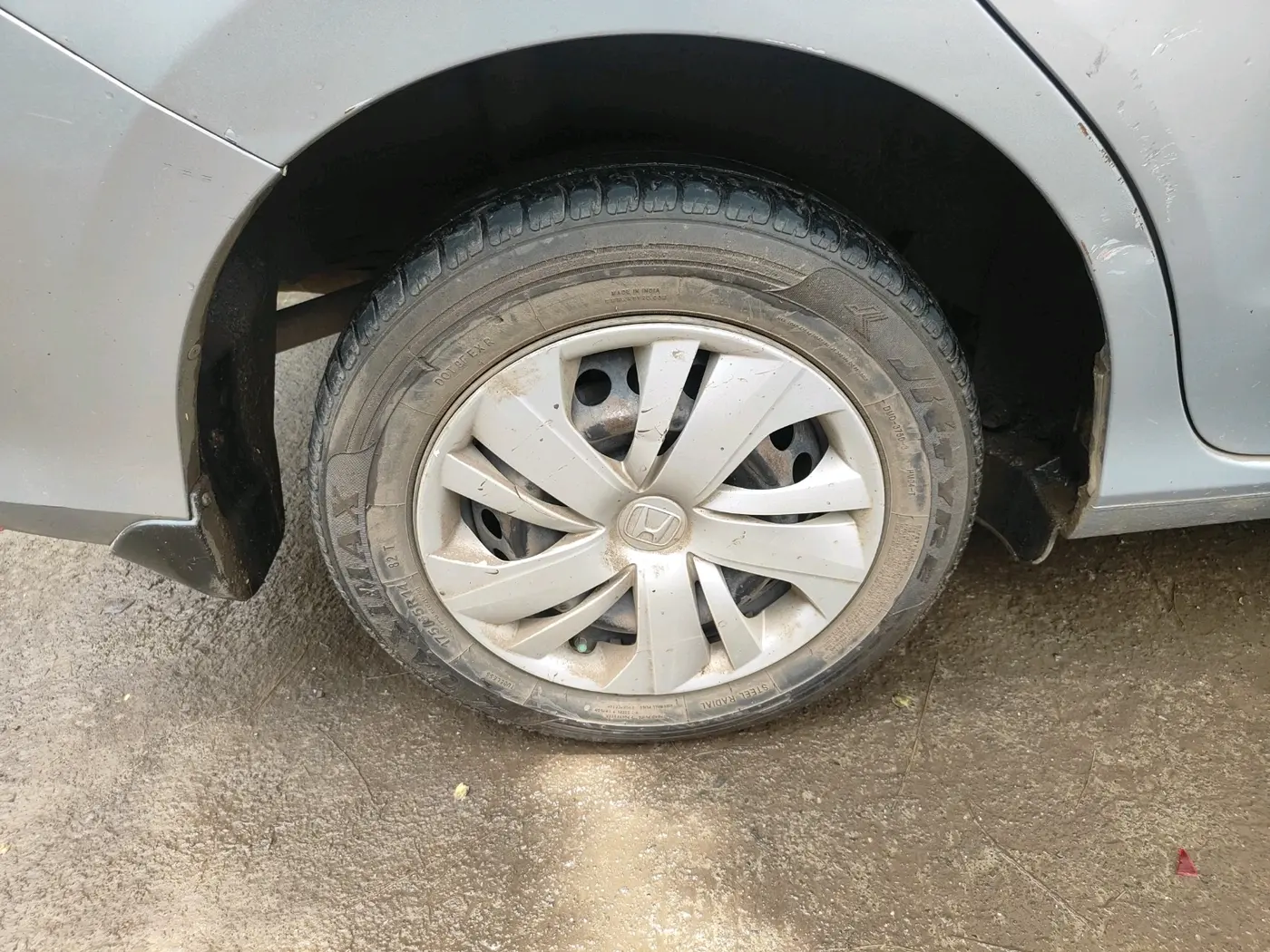 2019 Honda Amaze 1.5L I-DTEC S, Diesel, Manual, 1,07,342 km, tyre