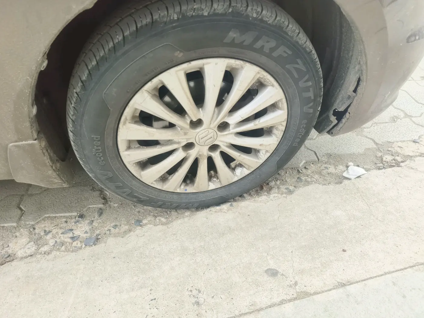 2015 Maruti Ciaz VDI +, Diesel, Manual, 72,951 km, tyre