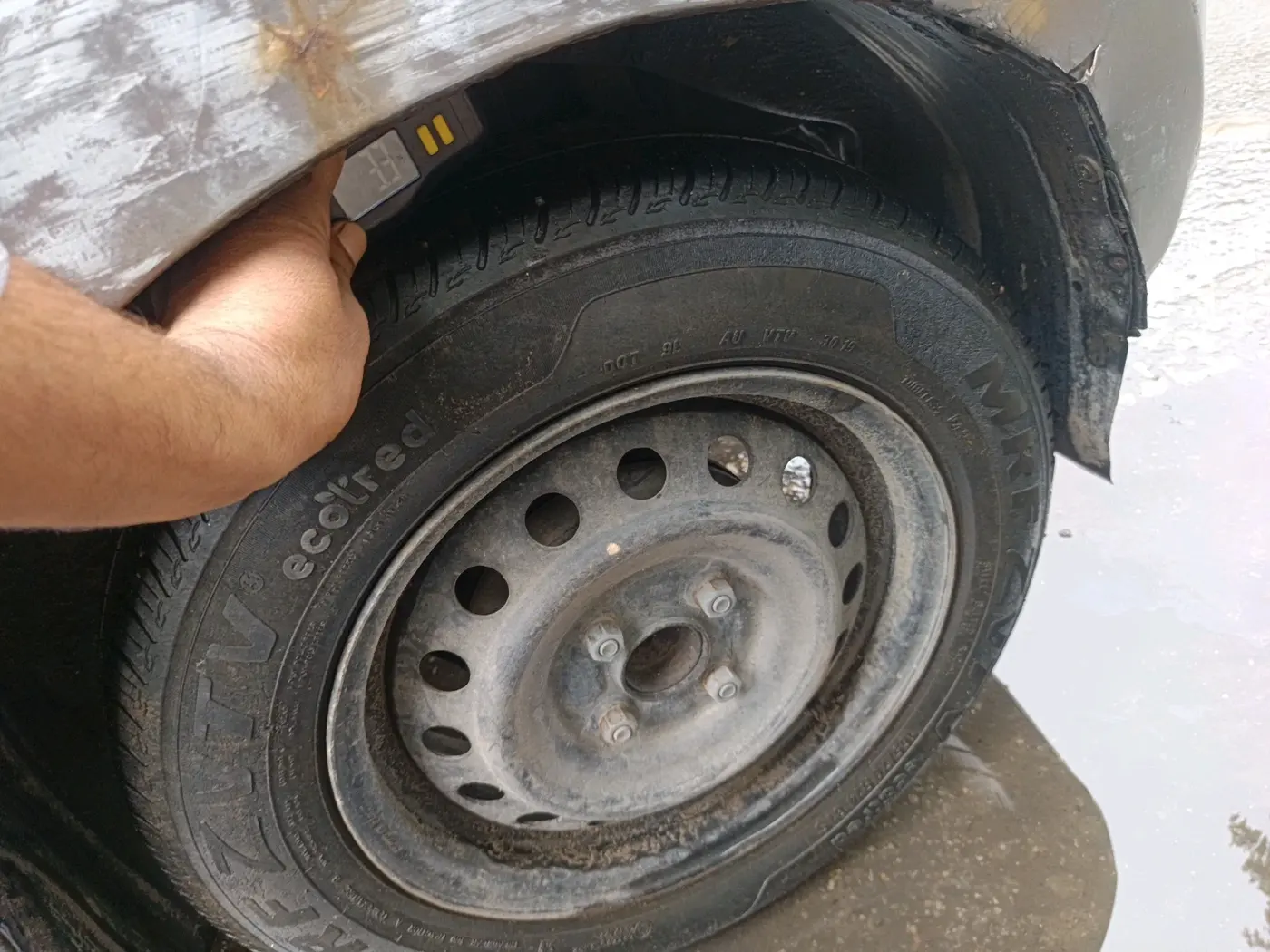 2014 Maruti Celerio VXI, CNG, Manual, 94,344 km, tyre