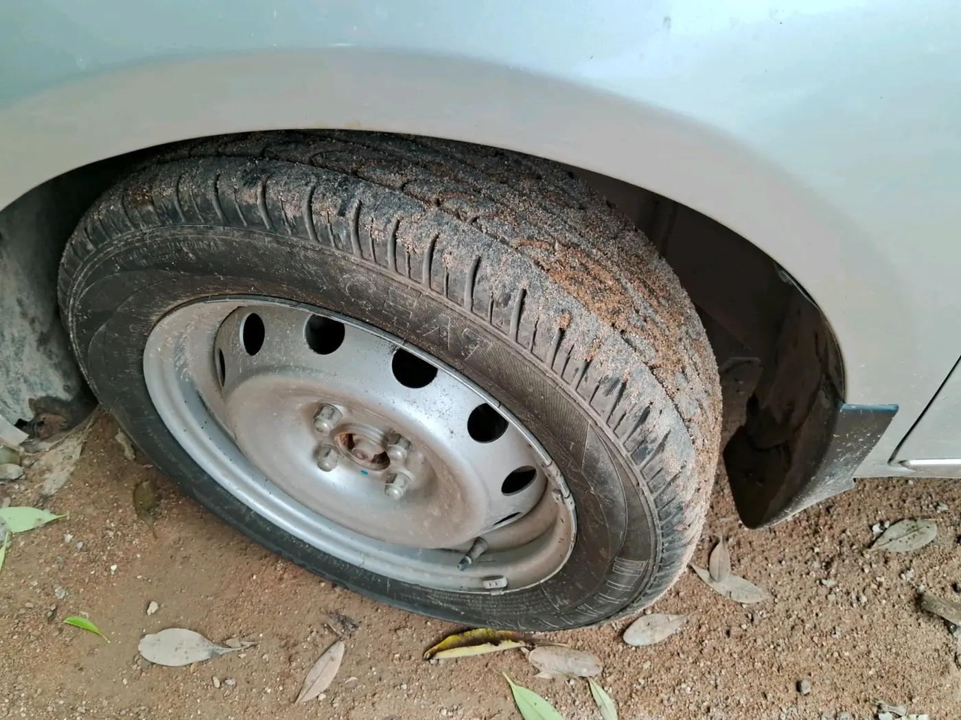 2021 Maruti IGNIS SIGMA 1.2, Petrol, Manual, 40,793 km, tyre