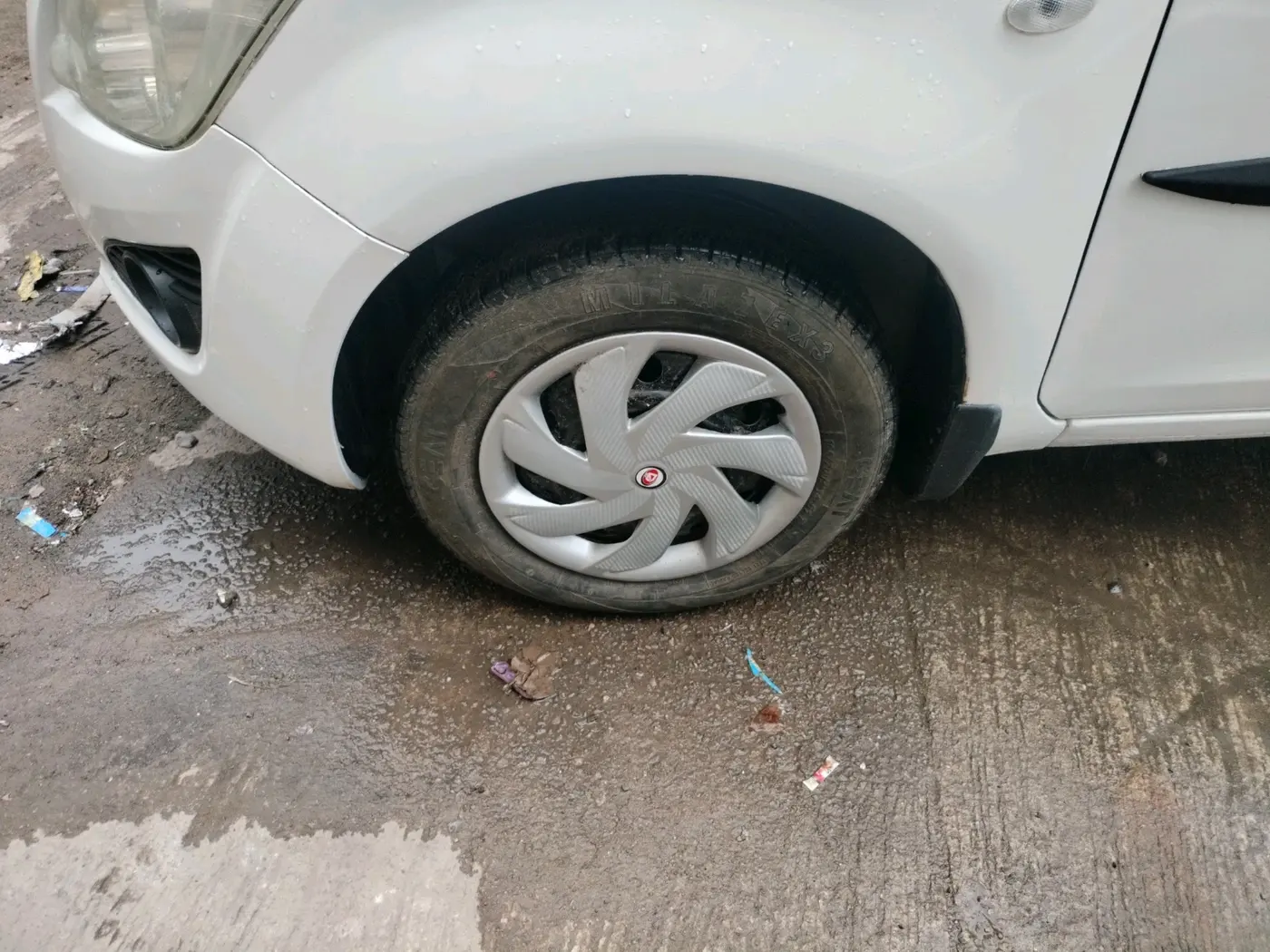 2016 Maruti Ritz LDI, Diesel, Manual, 80,425 km, tyre