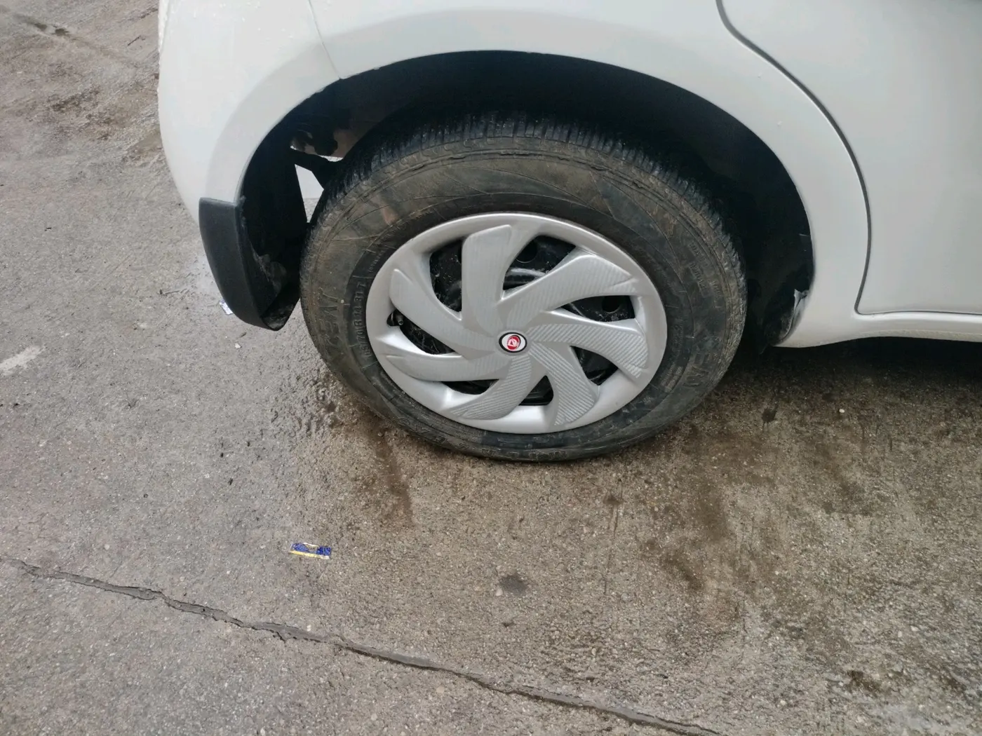 2016 Maruti Ritz LDI, Diesel, Manual, 80,425 km, tyre