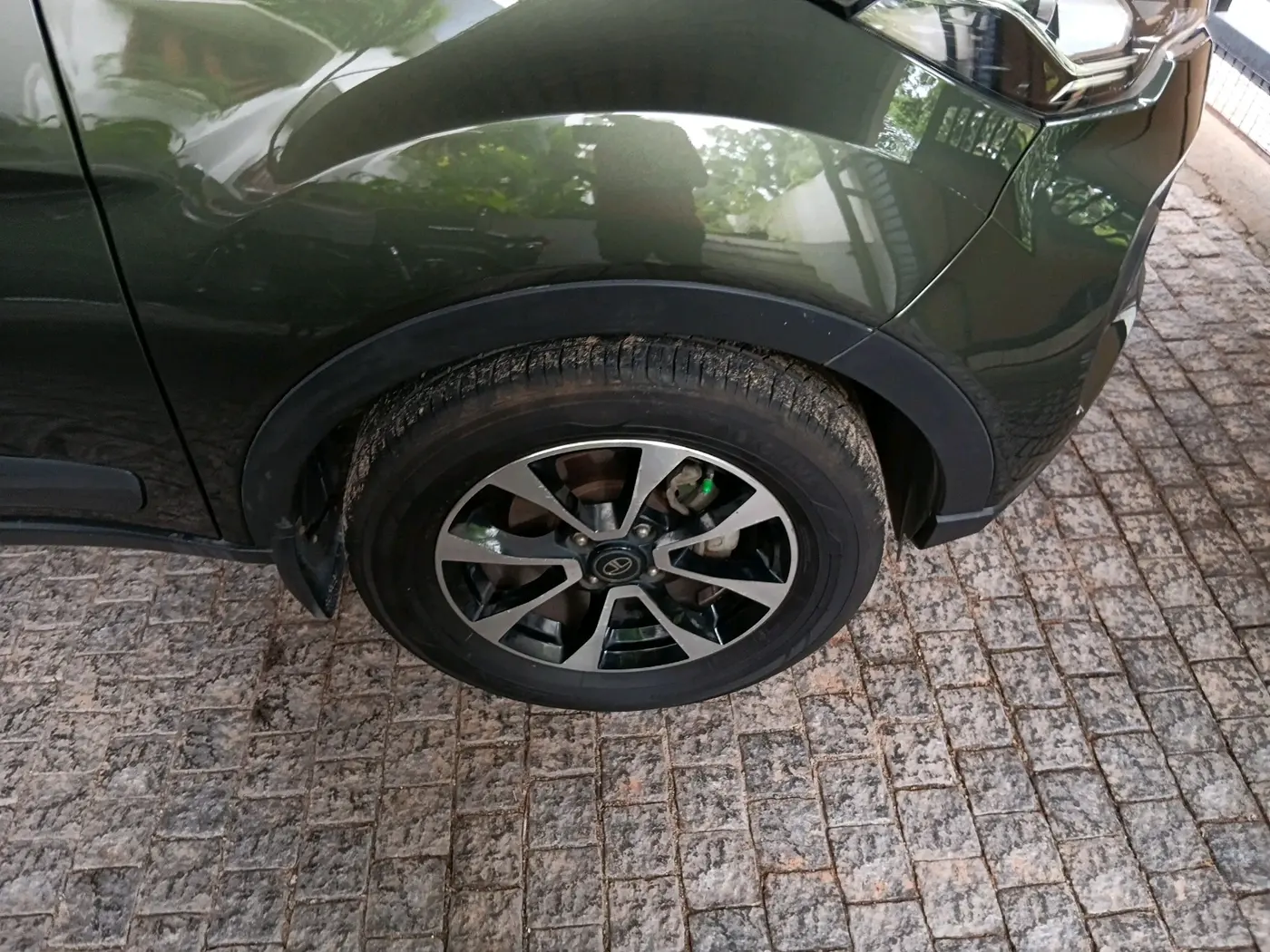 2021 Tata NEXON XZA PLUS (O) DIESEL, Diesel, Automatic, 76,409 km, tyre