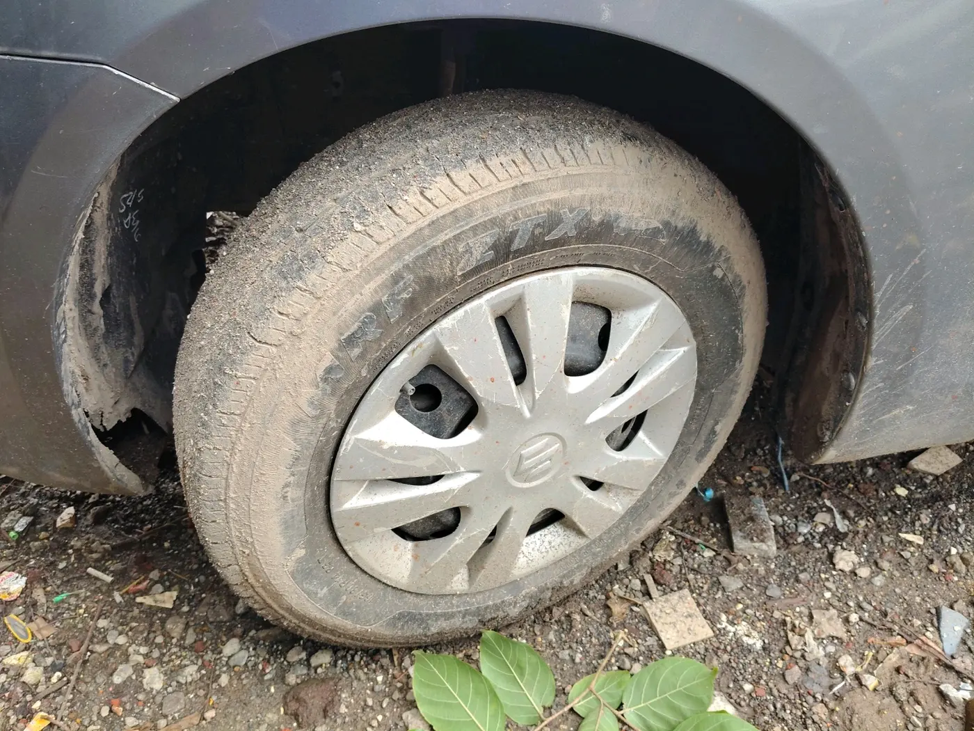 2012 Maruti Swift Dzire VXI, Petrol, Manual, 99,774 km, tyre
