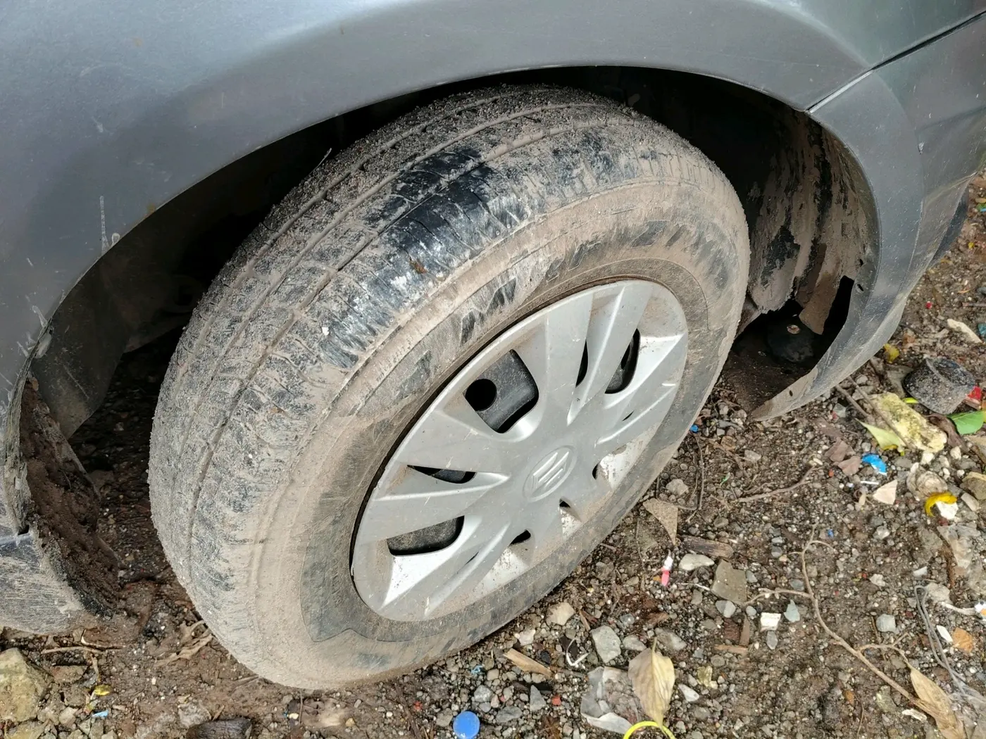 2012 Maruti Swift Dzire VXI, Petrol, Manual, 99,774 km, tyre