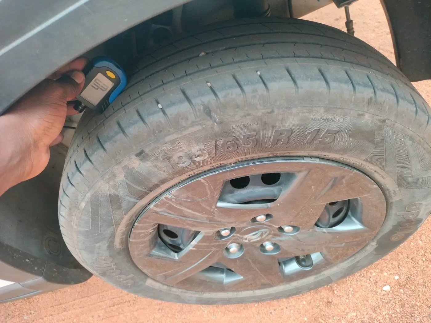2024 Hyundai VENUE S 1.2, Petrol, Manual, 14,545 km, tyre