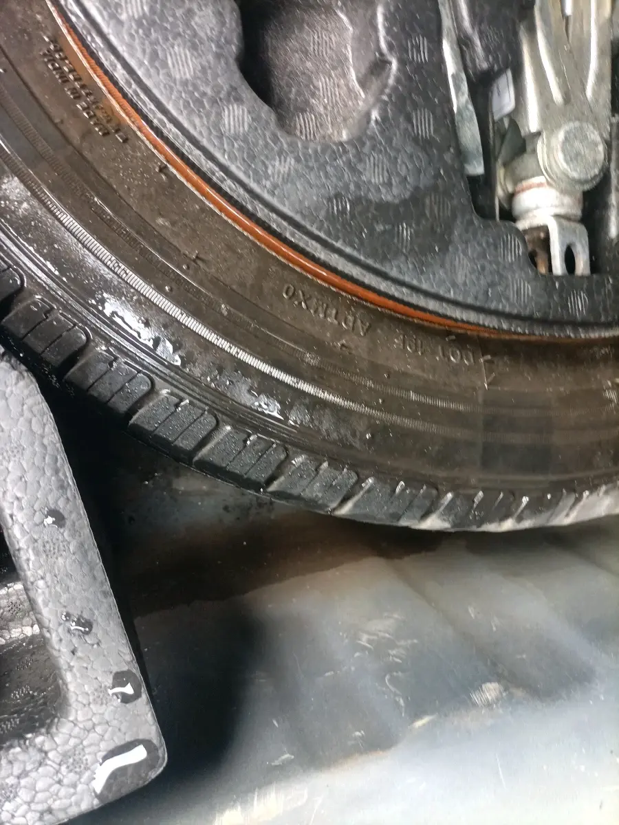 2018 Maruti Ciaz DELTA 1.4 AT PETROL, CNG, Automatic, 1,58,400 km, tyre