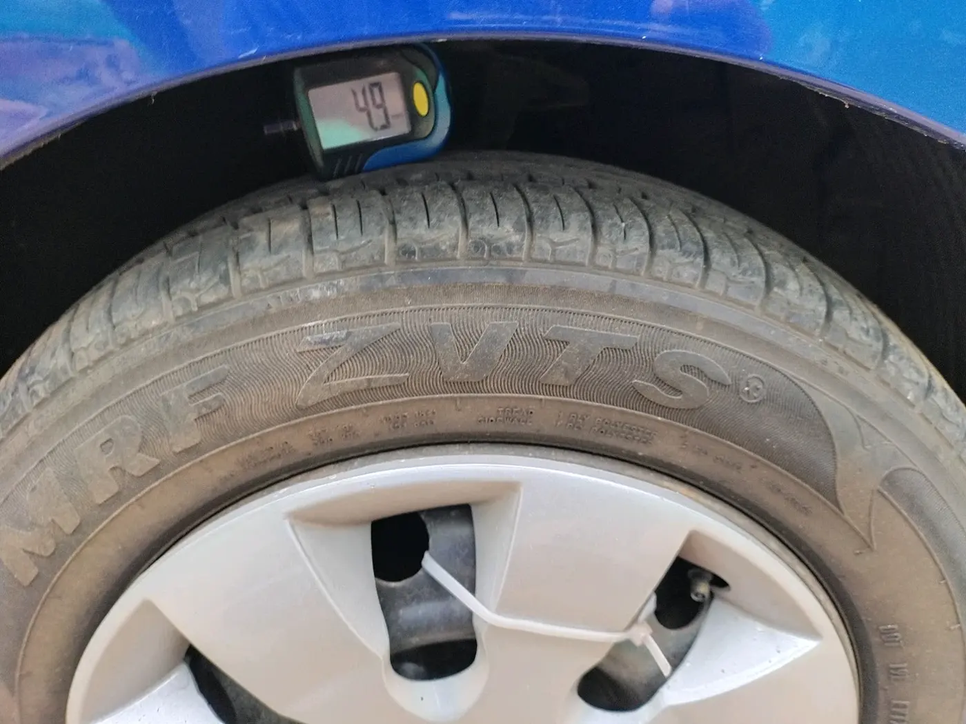 2018 Hyundai Eon ERA +, Petrol, Manual, 77,142 km, tyre