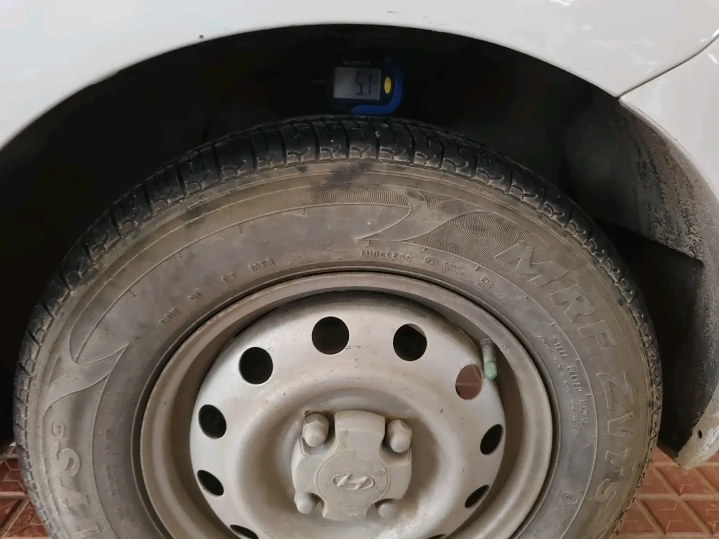 2014 Hyundai i10 MAGNA 1.1, Petrol, Manual, 18,647 km, tyre