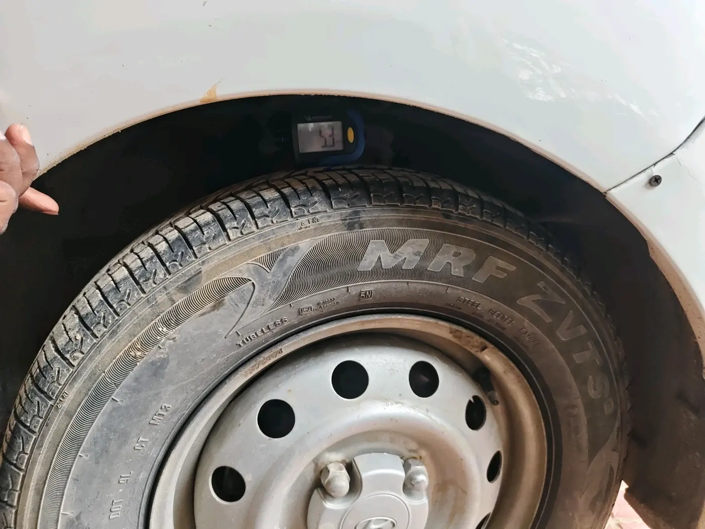 2014 Hyundai i10 MAGNA 1.1, Petrol, Manual, 18,647 km, tyre