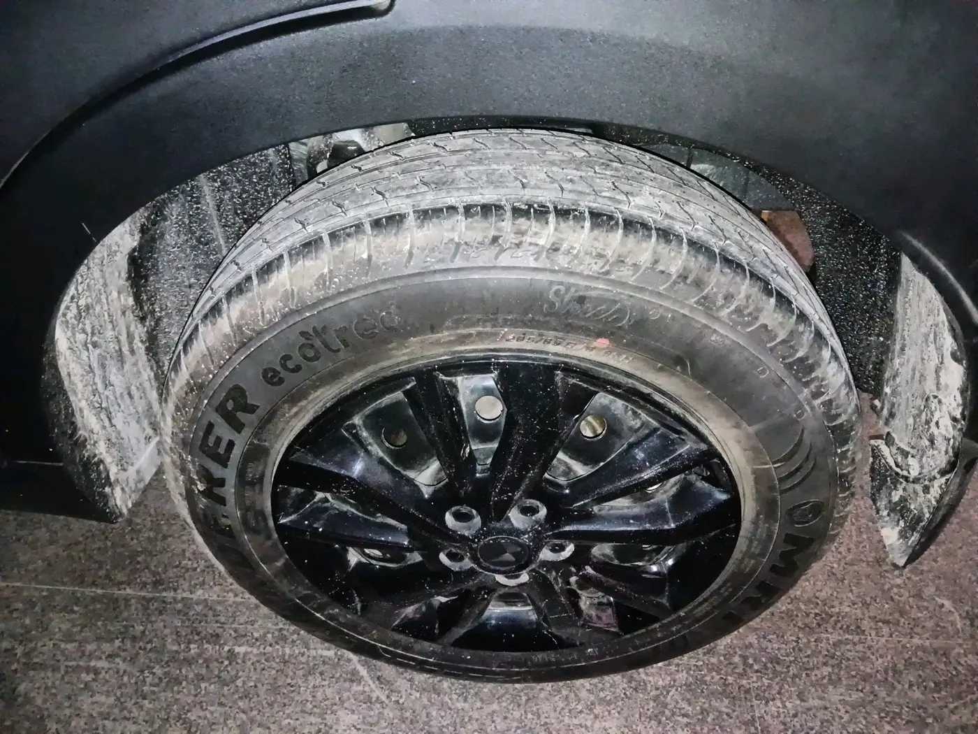 2025 Mahindra XUV 3XO REVX M 1.2 Petrol, Petrol, Manual, 514 km, tyre